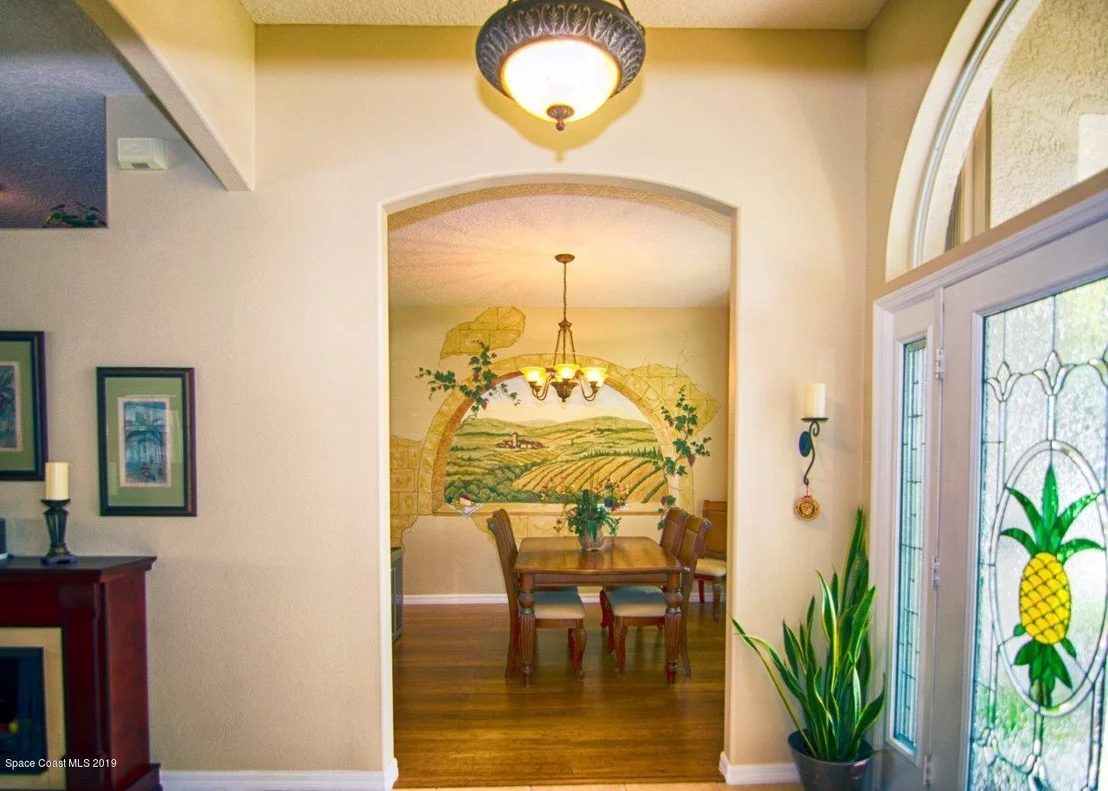 Photo of 5977 Newbury Circle