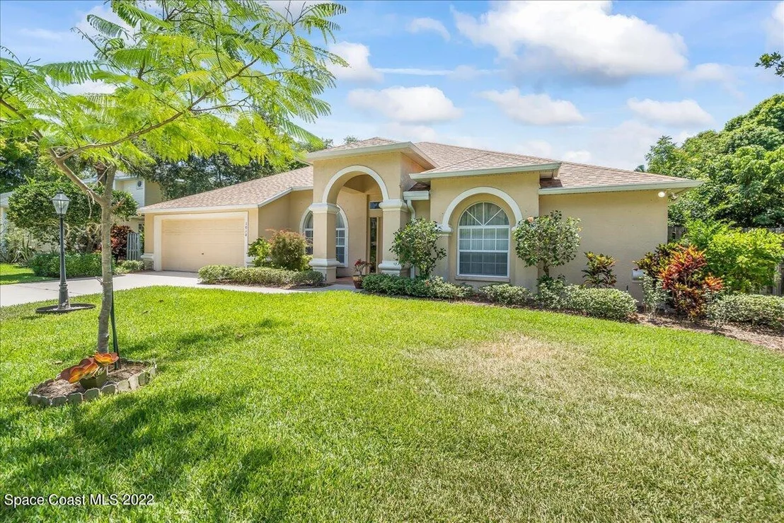 Photo of 1010 Spring Oak Drive