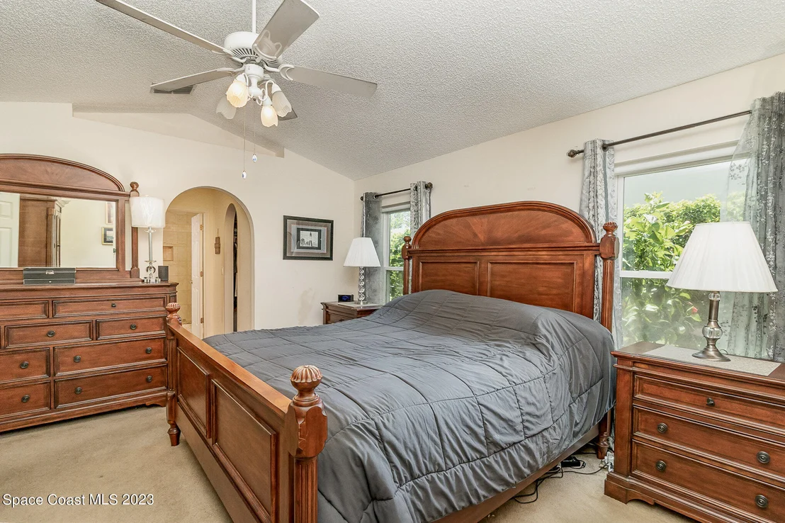 Photo of 1202 Meadow Lake Road
