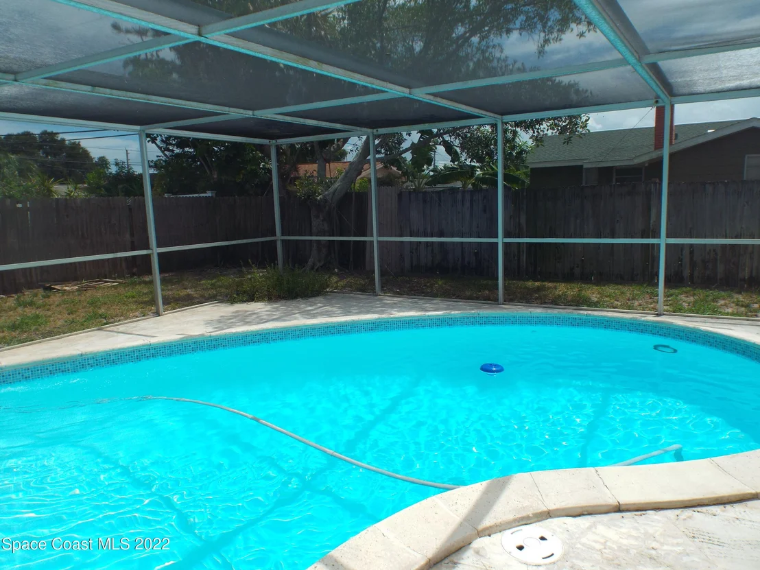 Photo of 2978 Redgrove Drive NE