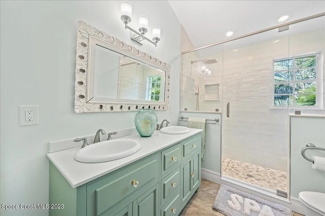 Photo of 523 Avenue A