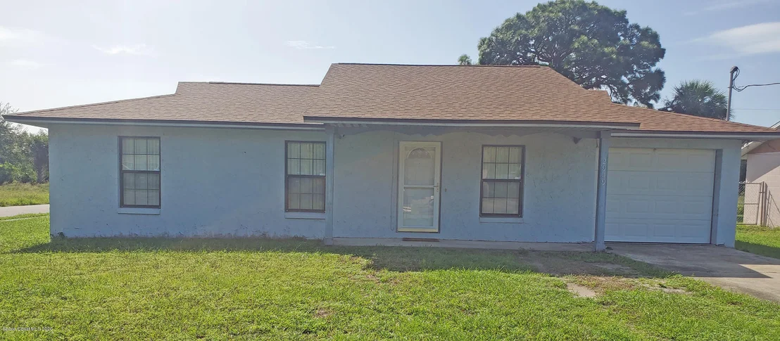Photo of 2949 Carver Street