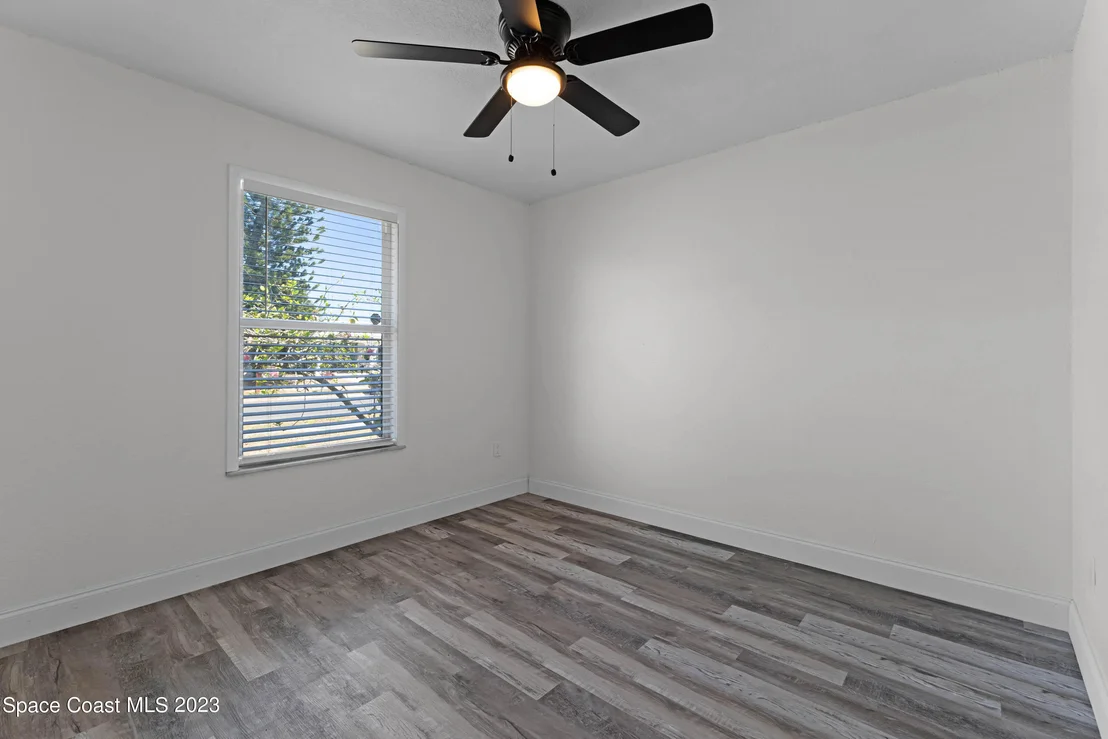 Photo of 750 Cobblestone Lane NE