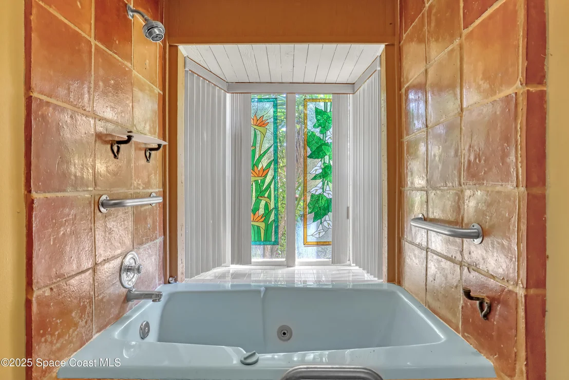 Photo of 235 Sand Dollar Road S