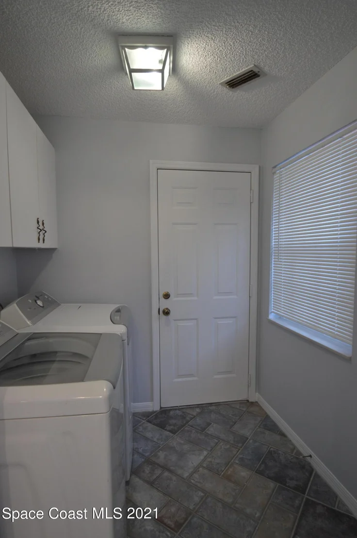 Photo of 3963 Saint Armens Circle