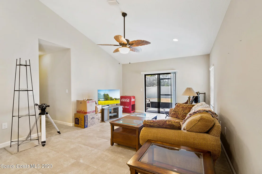 Photo of 980 Dillard Drive SE