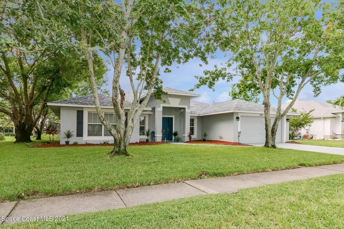 Photo of 1227 Winding Meadows Road