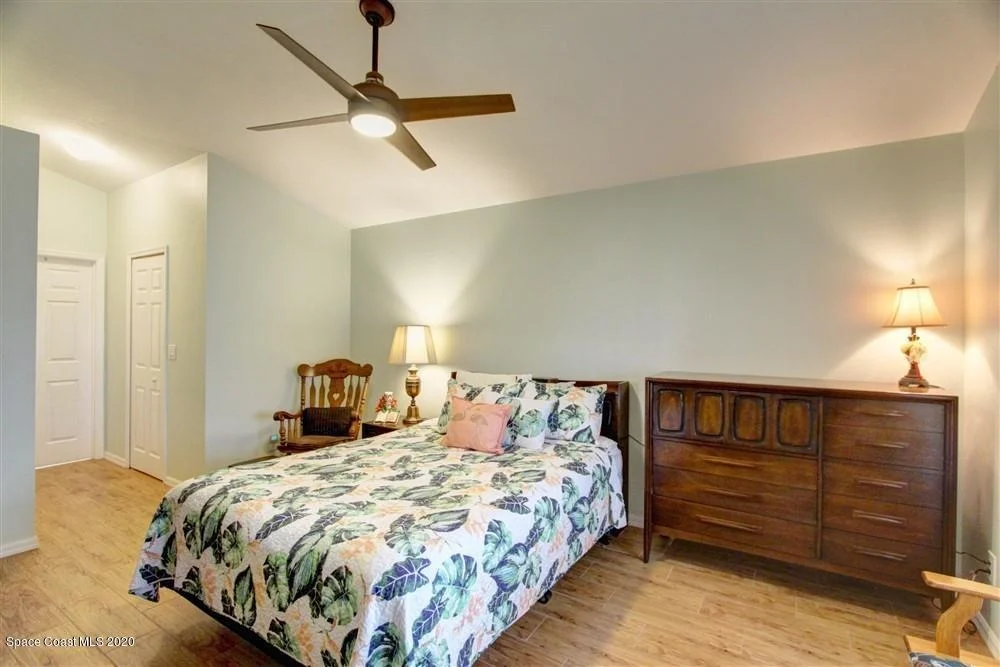 Photo of 1037 Pine Creek Circle NE