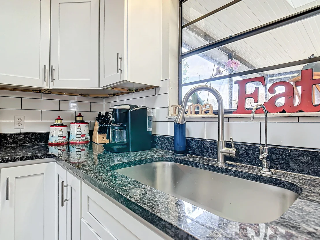 Photo of 2196 Clover Street NE