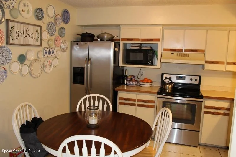 Photo of Unit 31 at 1882 Murrell Road