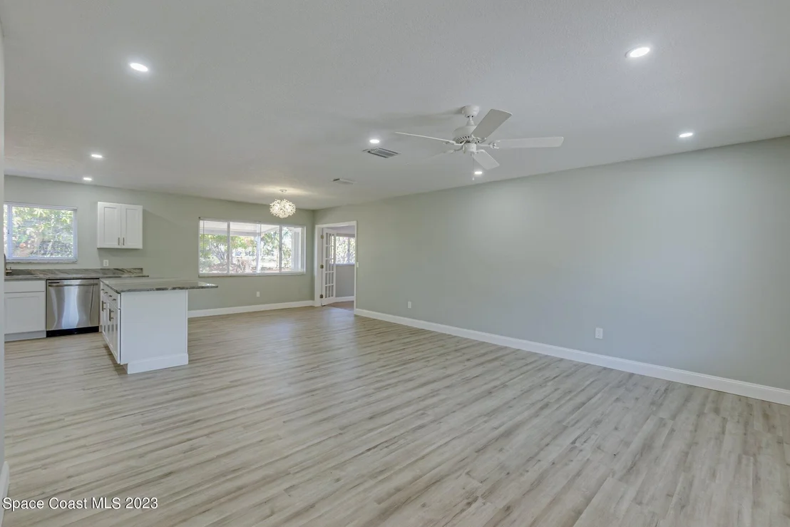 Photo of 1198 Galty Circle NE