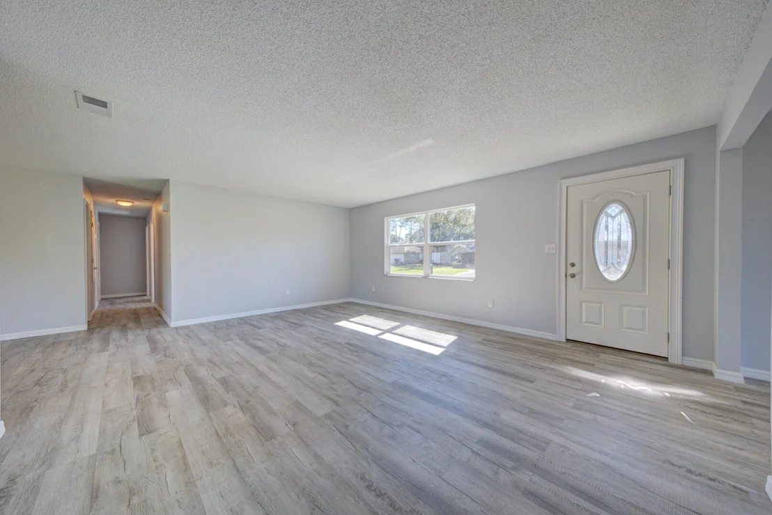 Photo of 5356 Jamaica Road