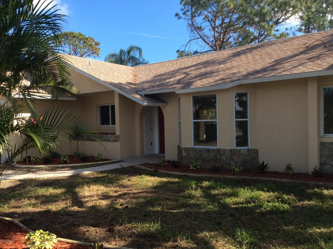 Photo of 6361 Hudson Road