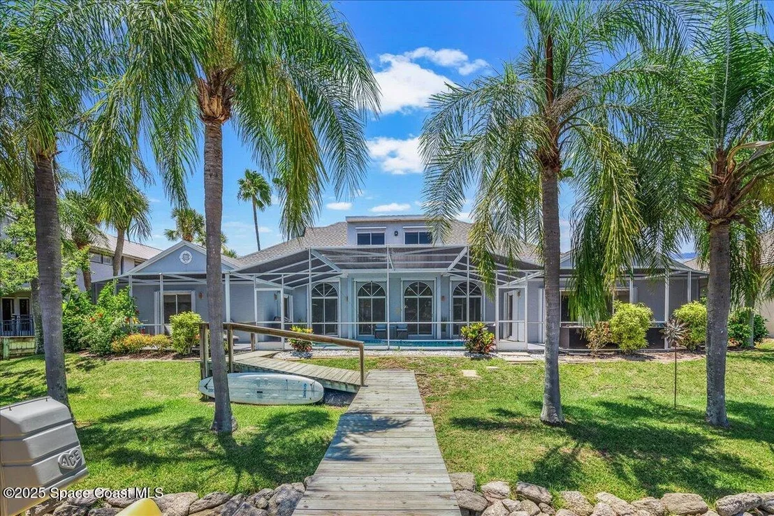 Photo of 489 Lanternback Island Drive