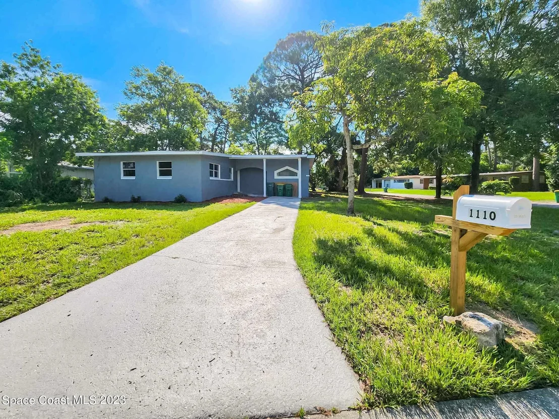 Photo of 1110 Hickory Lane
