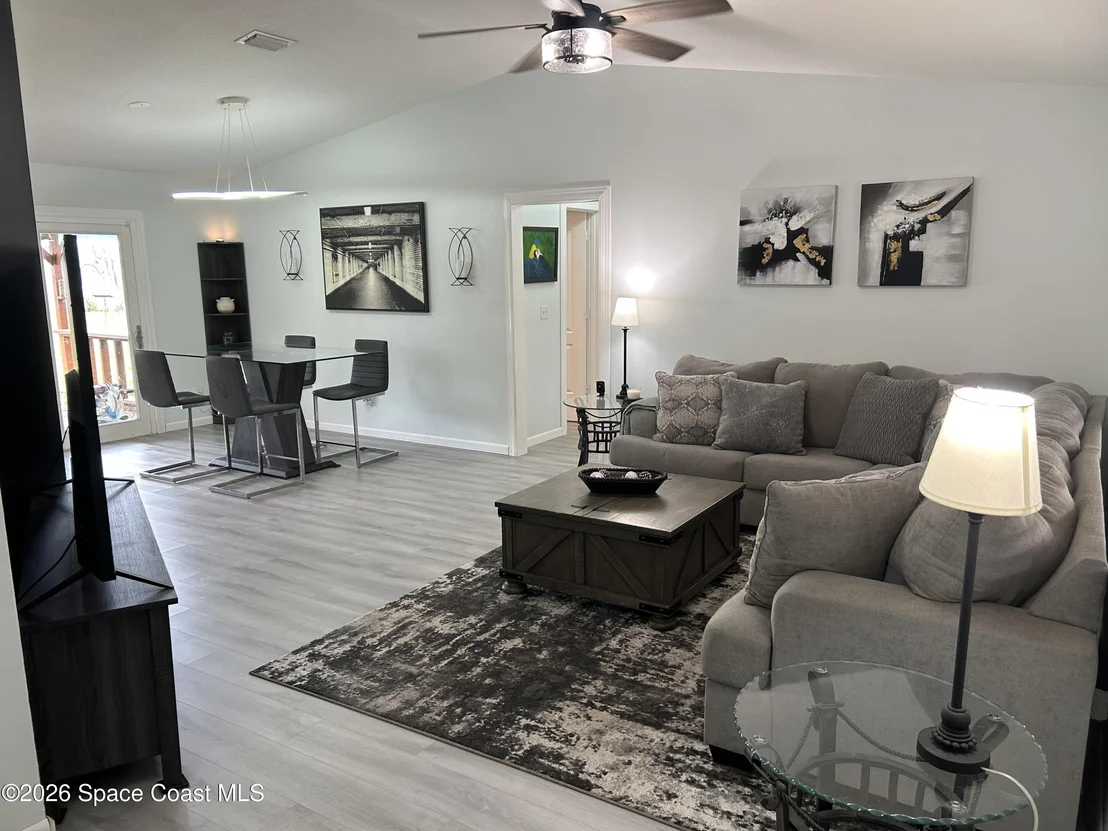 Photo of 135 Palm Circle