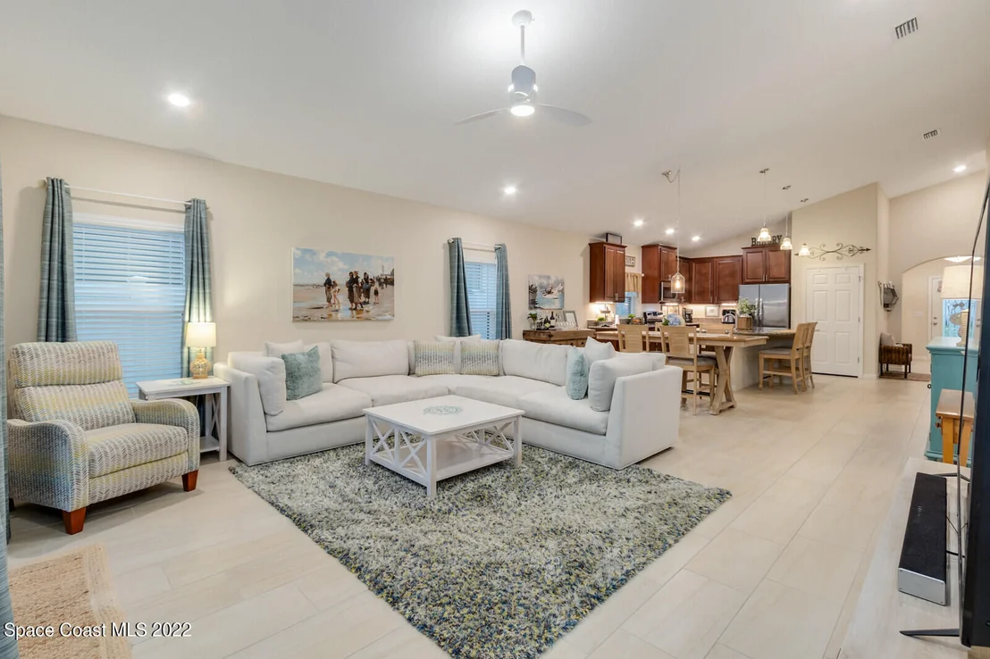 Photo of 932 Peta Way