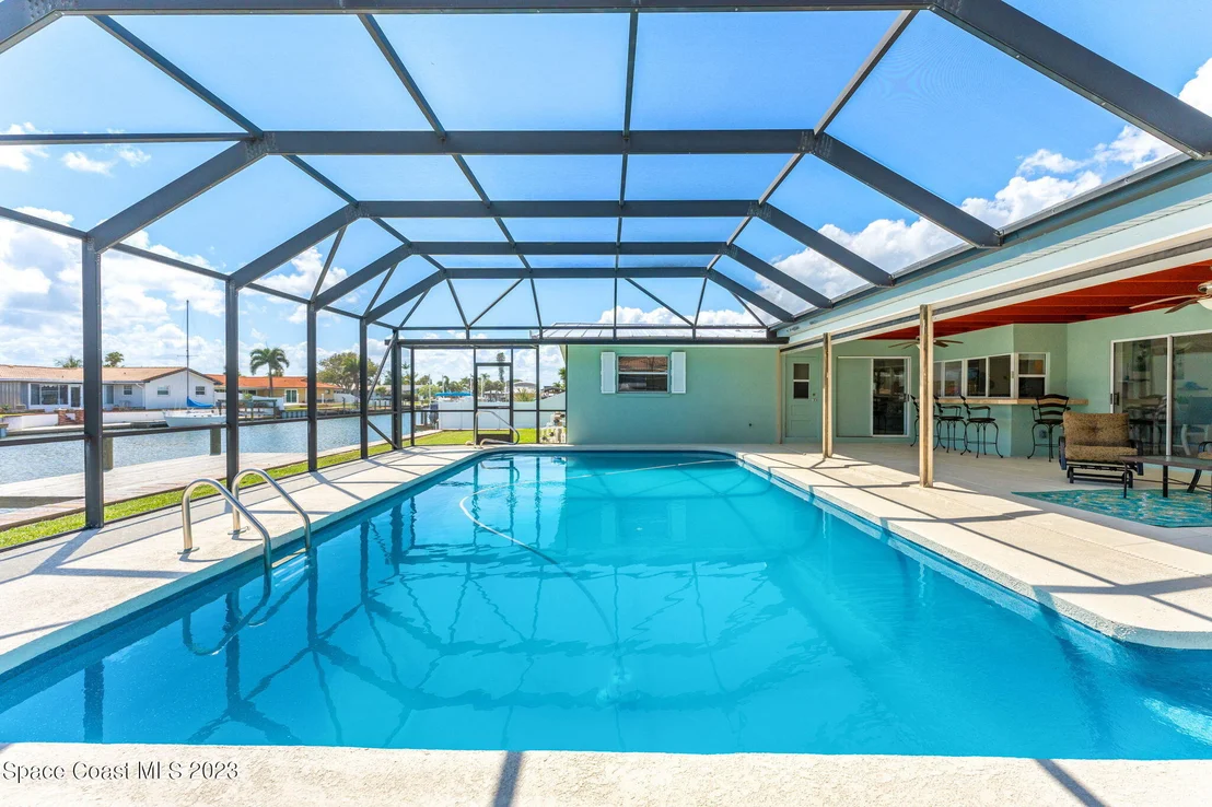 Photo of 339 Brightwaters Drive