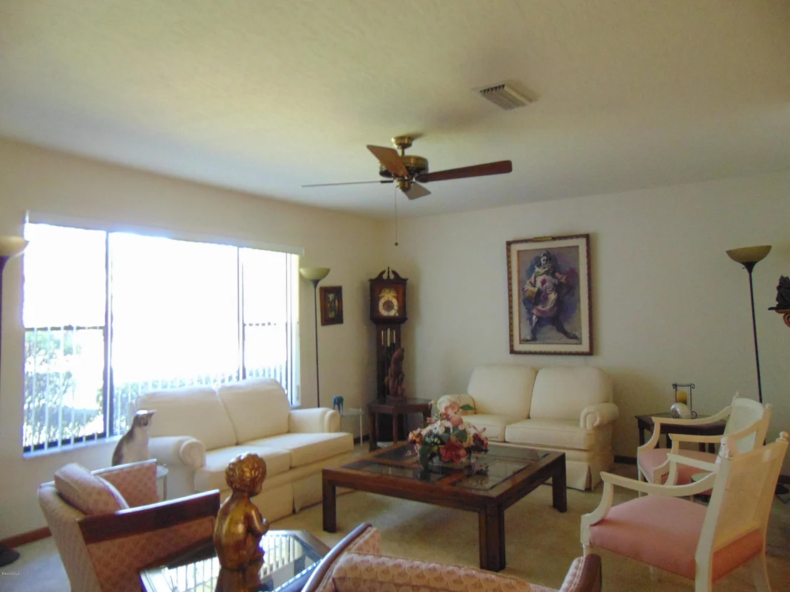 Photo of 1549 Freedom Drive