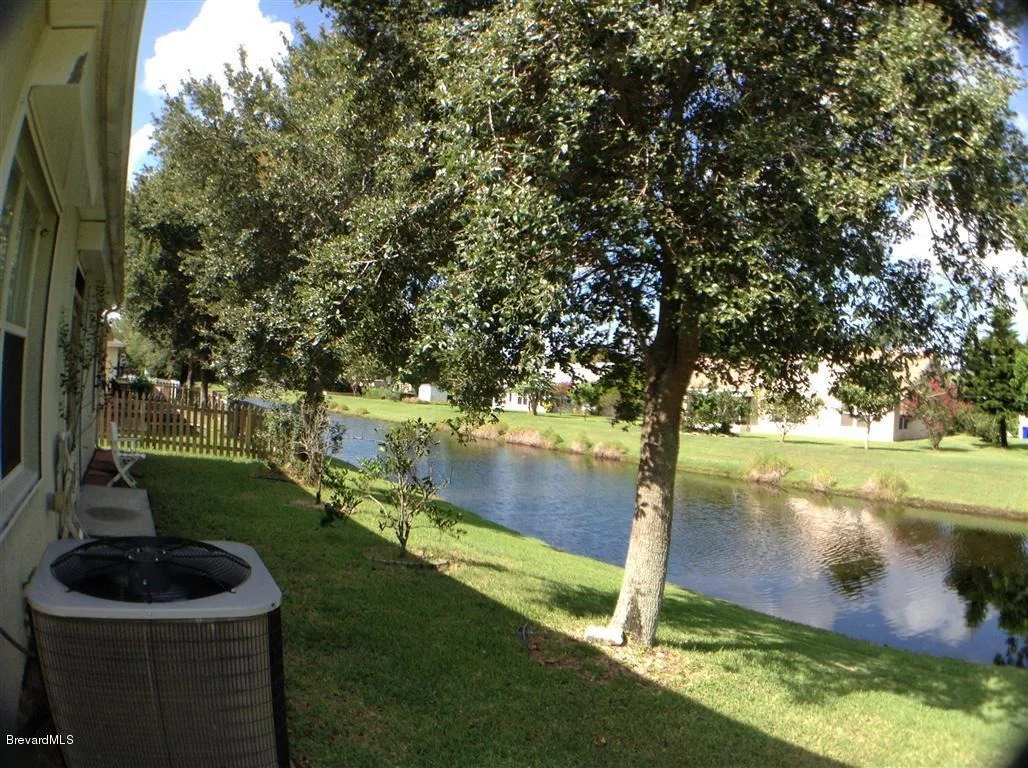 Photo of 989 Riviera Point Drive
