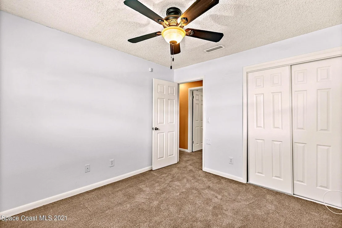 Photo of 1096 Madrid Road
