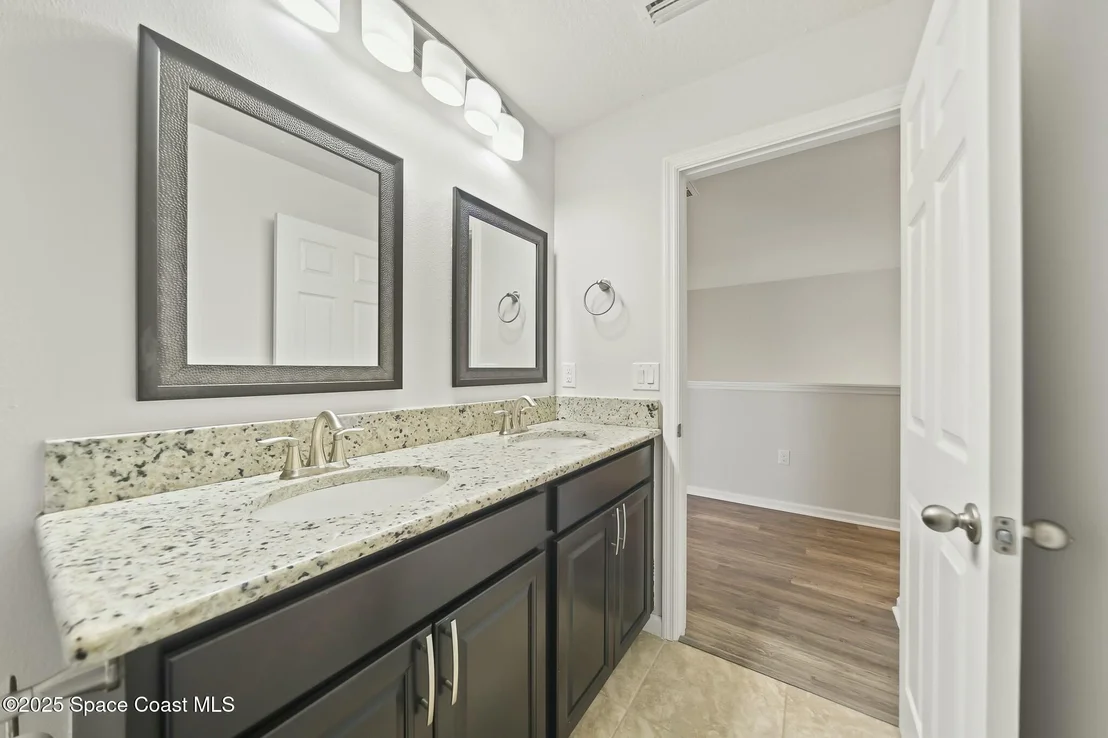 Photo of 1032 Peta Way