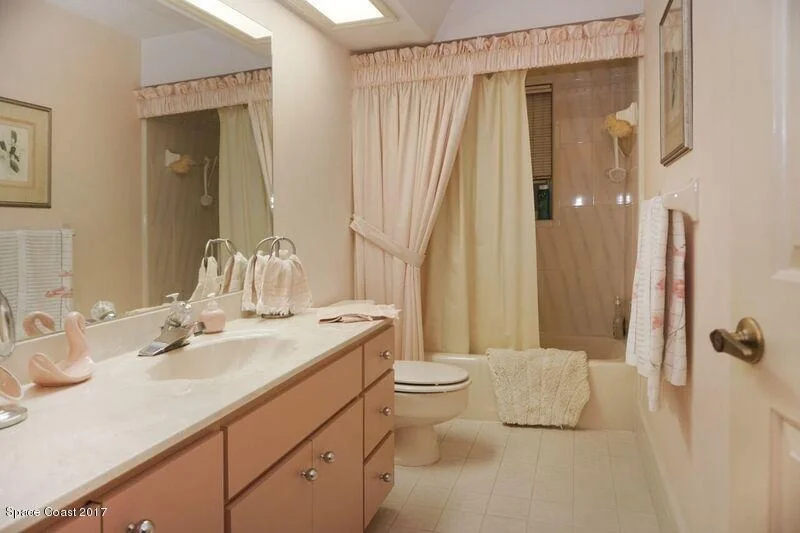 Photo of 723 Peregrine Drive