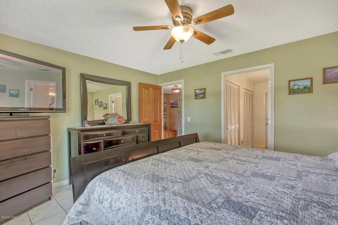 Photo of 1216 Palmdale Circle NE