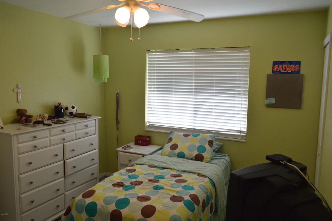 Photo of 869 Spirea Drive