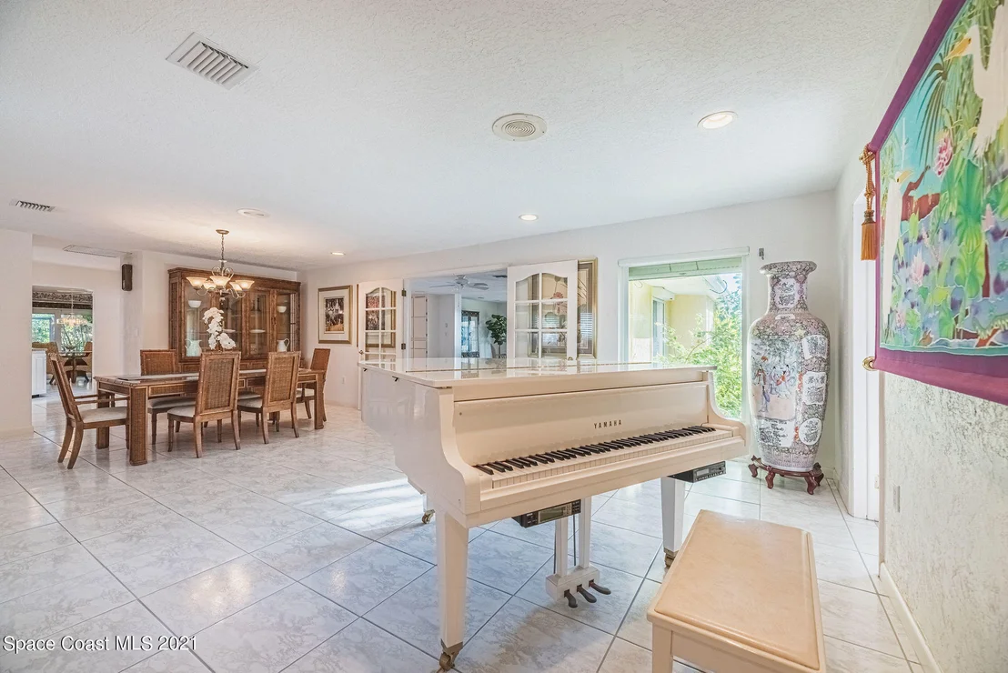 Photo of 25 West Point Drive