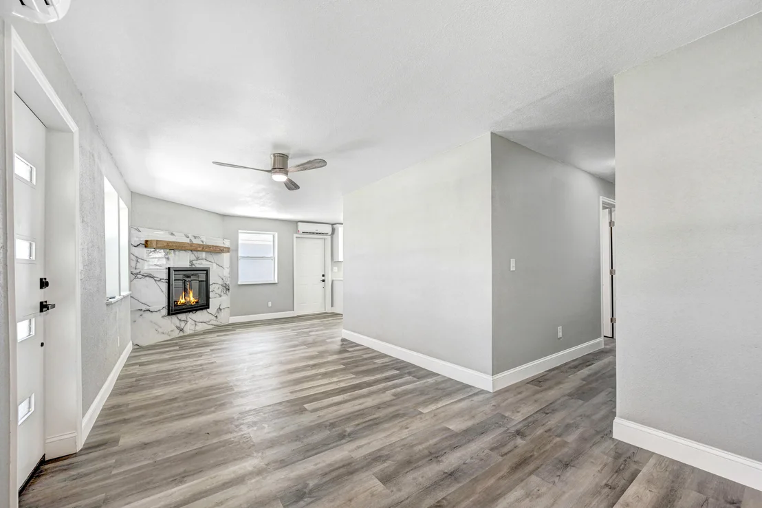 Photo of 447 Helen Street