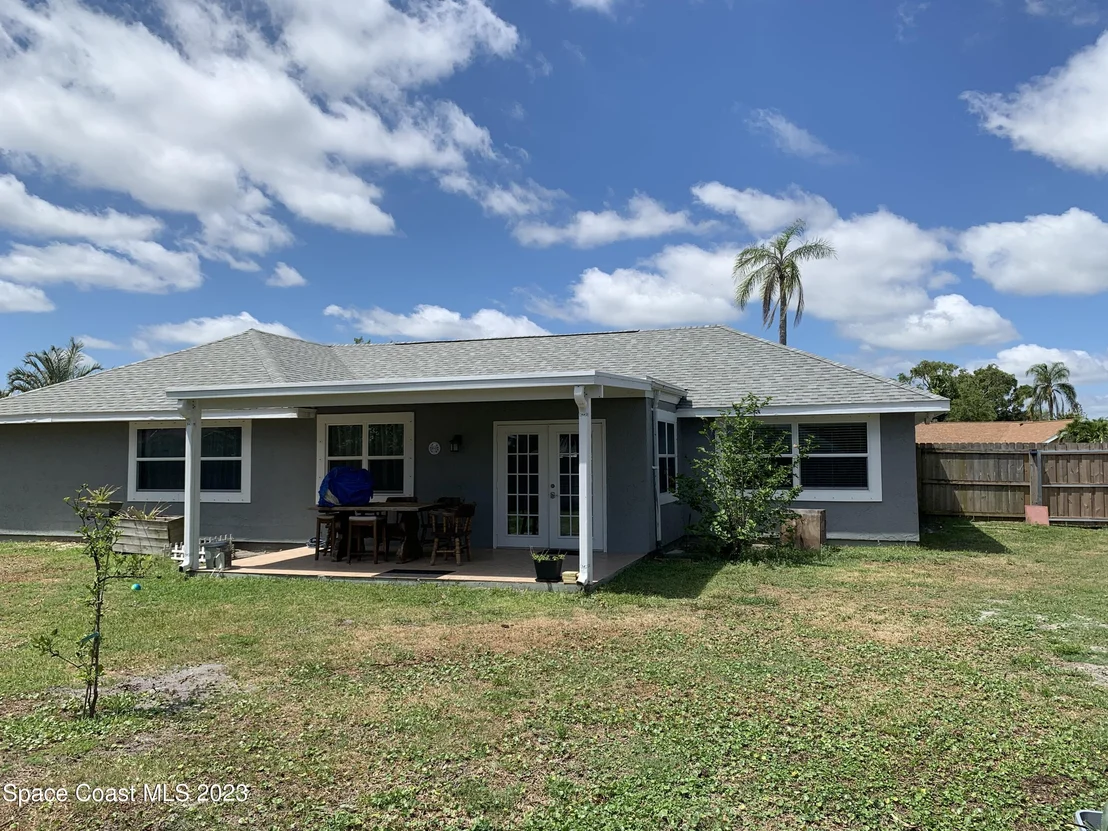 Photo of 401 Port Malabar Boulevard NE