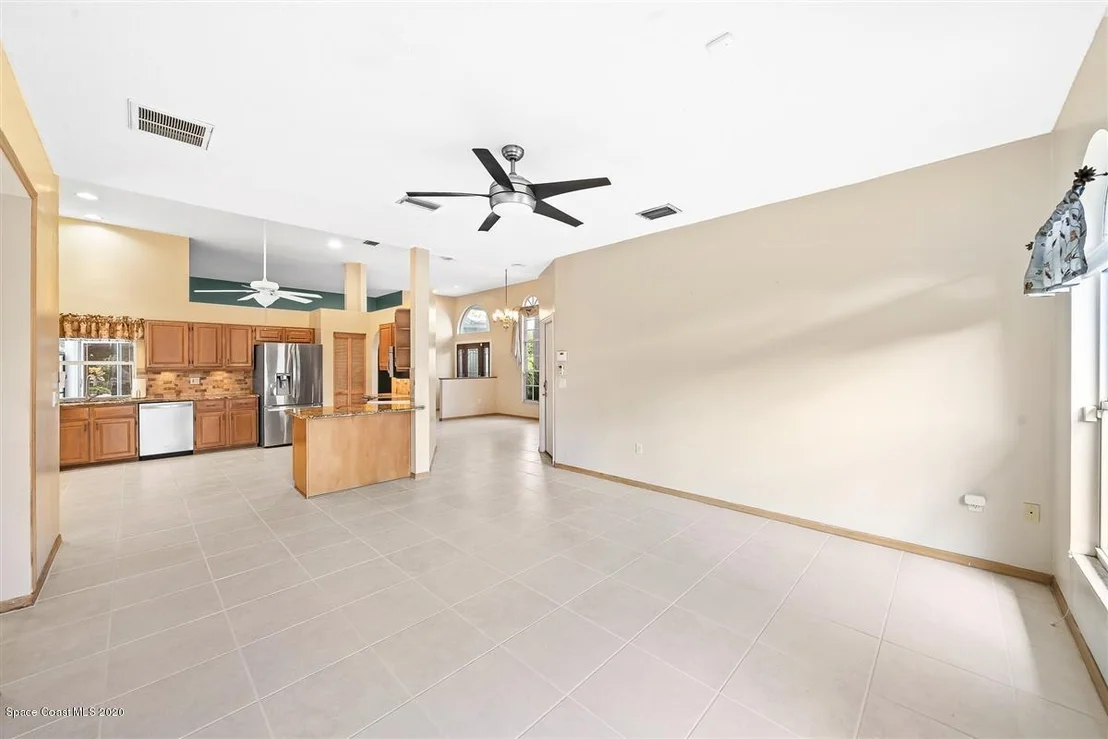 Photo of 1338 Silver Lake Drive