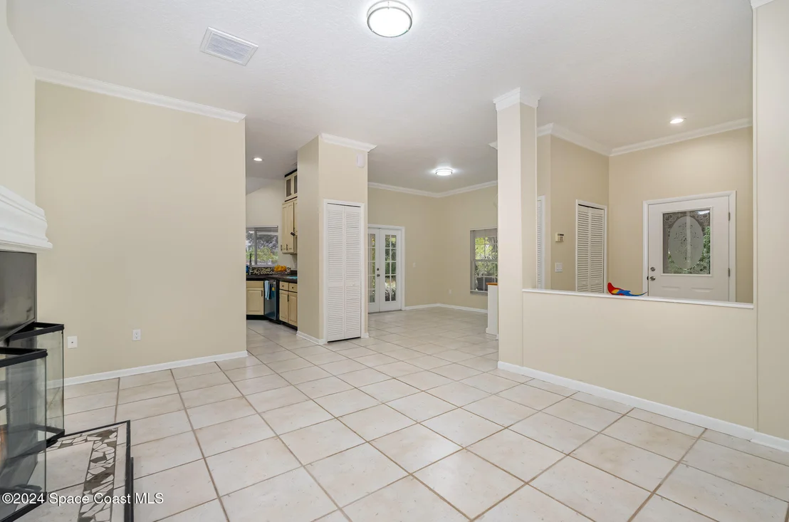 Photo of 2549 Hooper Road