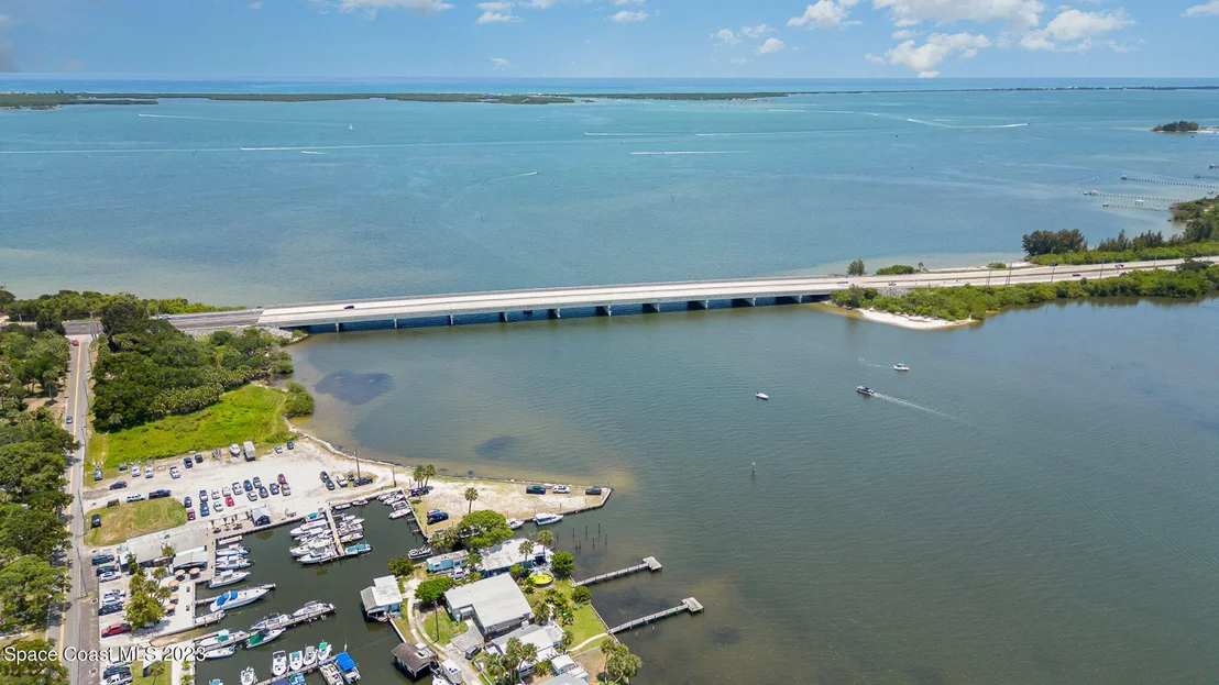 Photo of 3957 Canal Drive