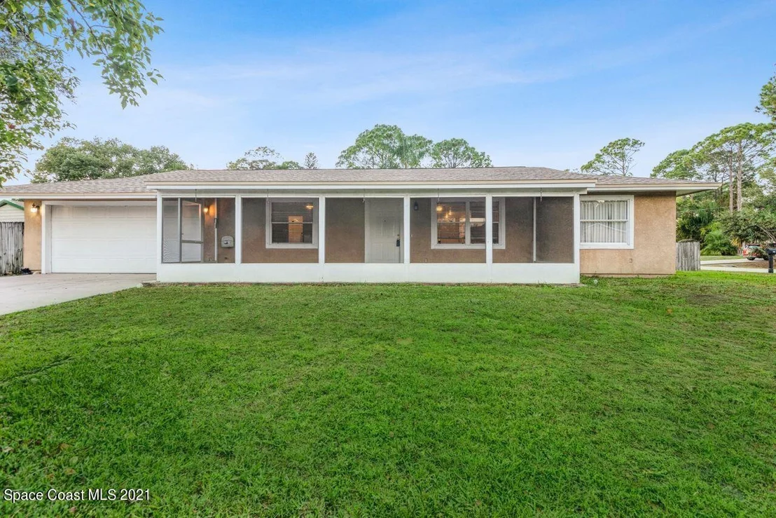 Photo of 7000 Pluto Avenue