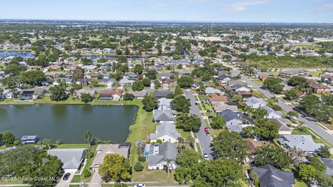 Photo of 1246 Lakeview Drive