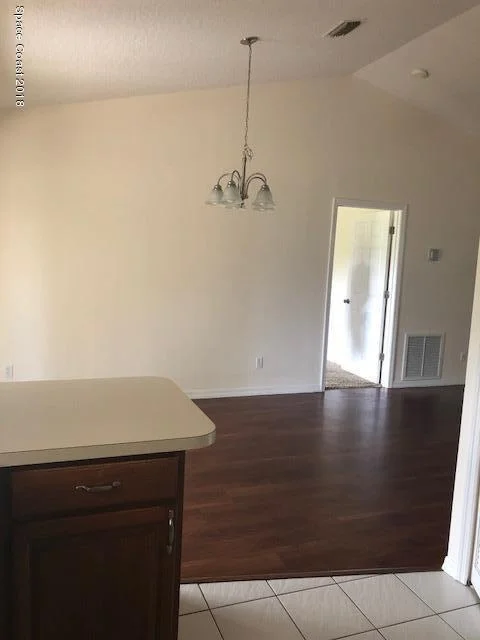 Photo of 2212 Cogan Drive SE