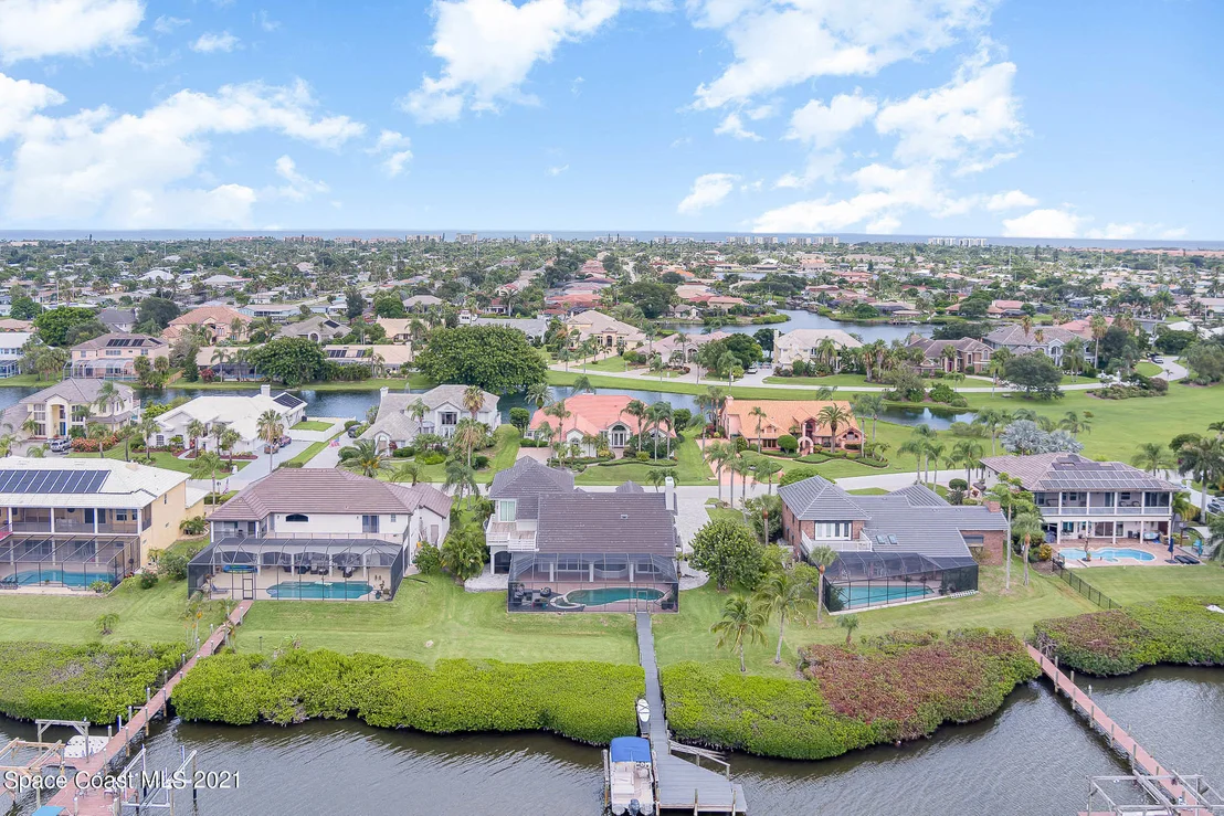 Photo of 412 Lanternback Island Drive