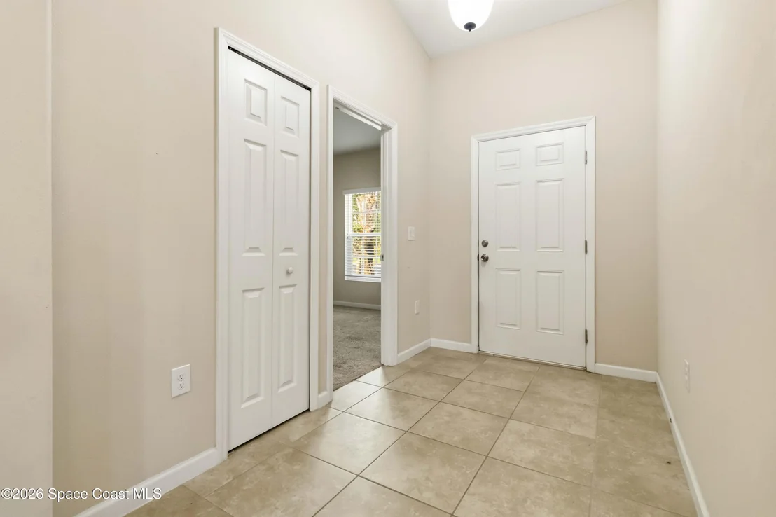 Photo of 577 Trymore Drive SE