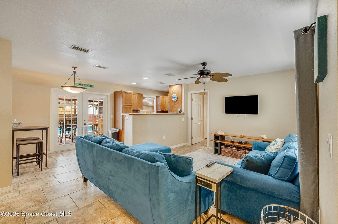 Photo of 6574 Haven Avenue