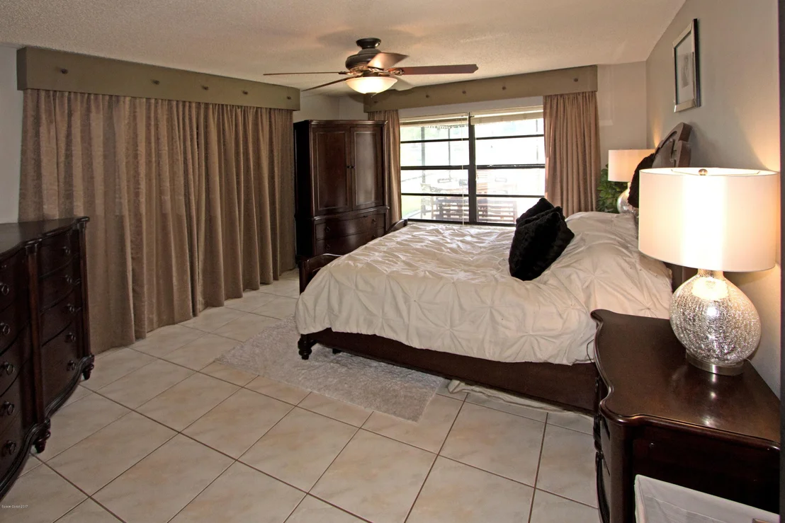 Photo of 819 Pine Shadows Avenue