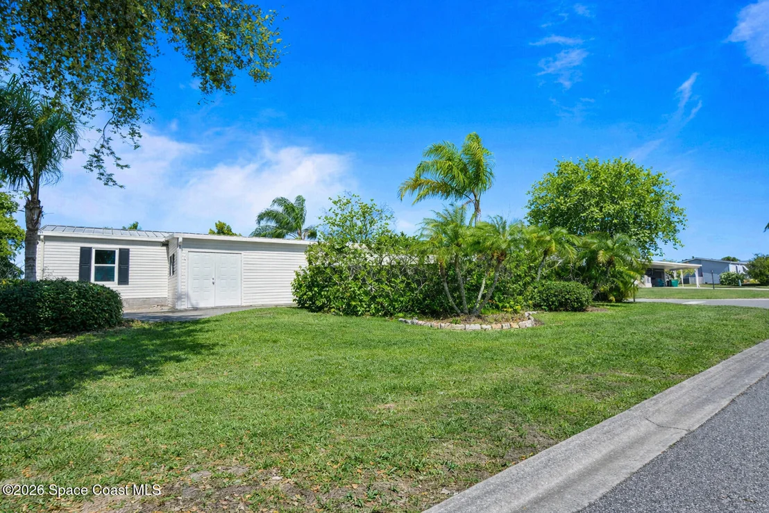 Photo of 922 Bougainvillea Circle