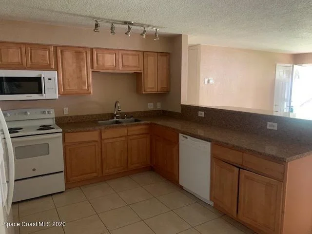 Photo of 4406 Plompton Drive