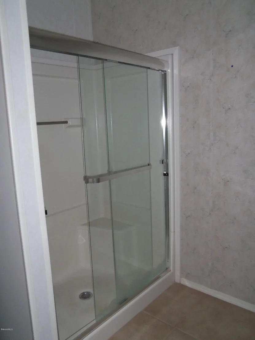 Photo of 475 Outer Drive