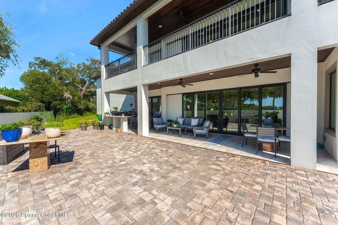 Photo of 3441 N Sylvan Lane