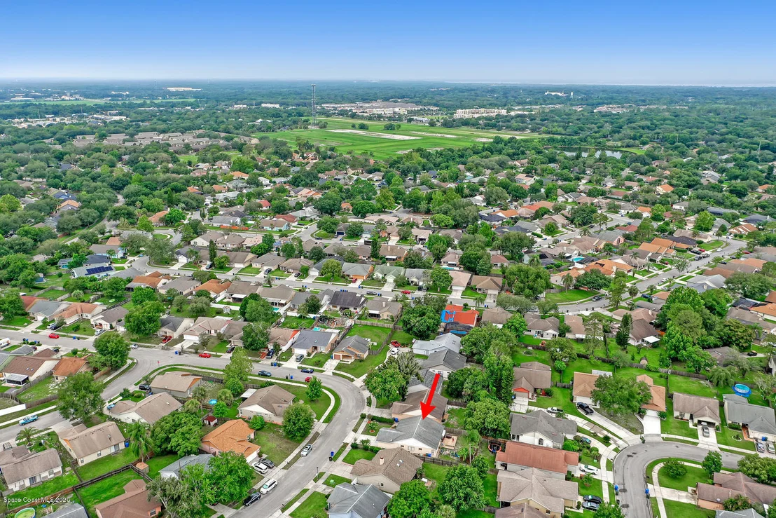 Photo of 1034 Abell Circle