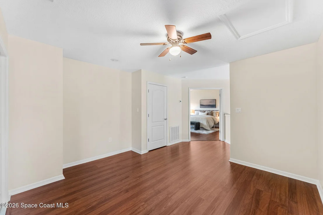 Photo of 981 Shaw Circle