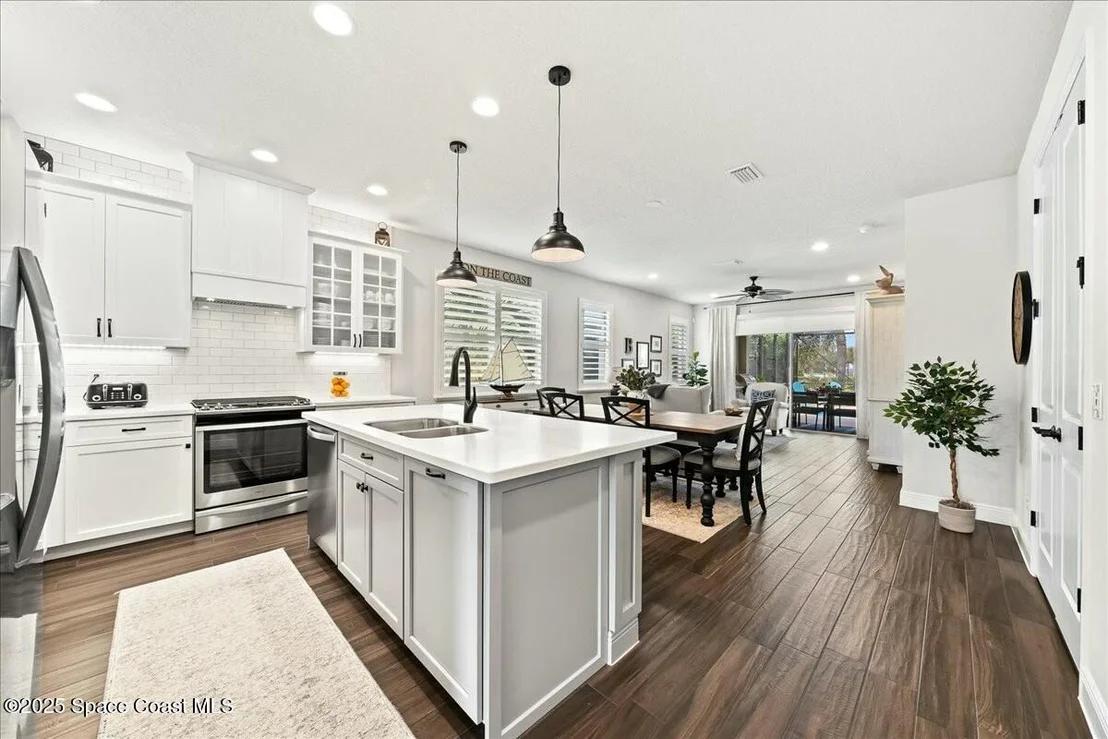 Photo of 3040 Casterton Drive