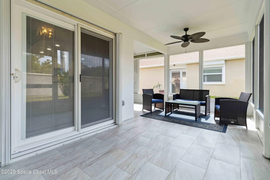 Photo of 906 S S Fork Circle